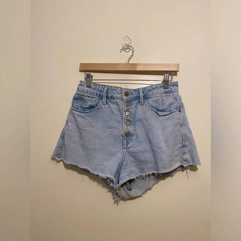 Good American Light Blue Jean Shorts. Size 6